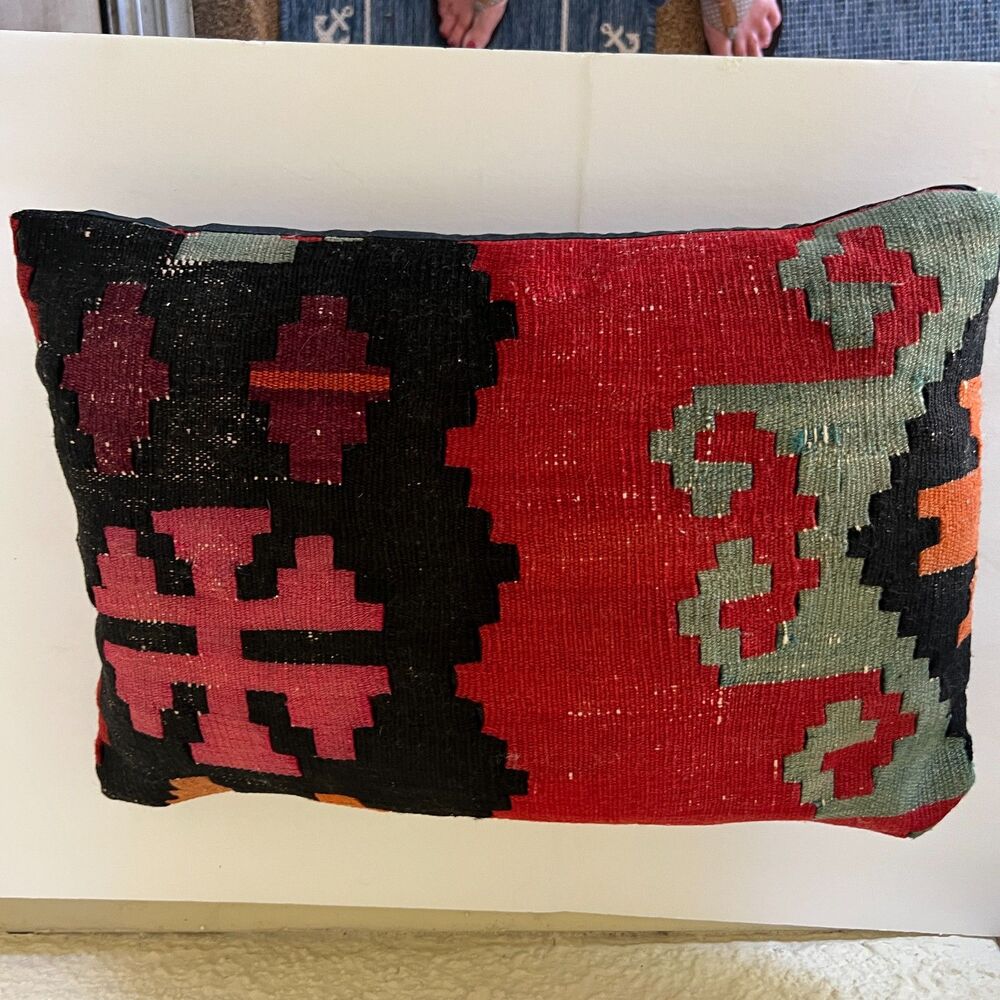 Kilim Pillow Retangular Woven Lumbar Boho Ethnic Vtg Turkish Zipper 18" x 12"